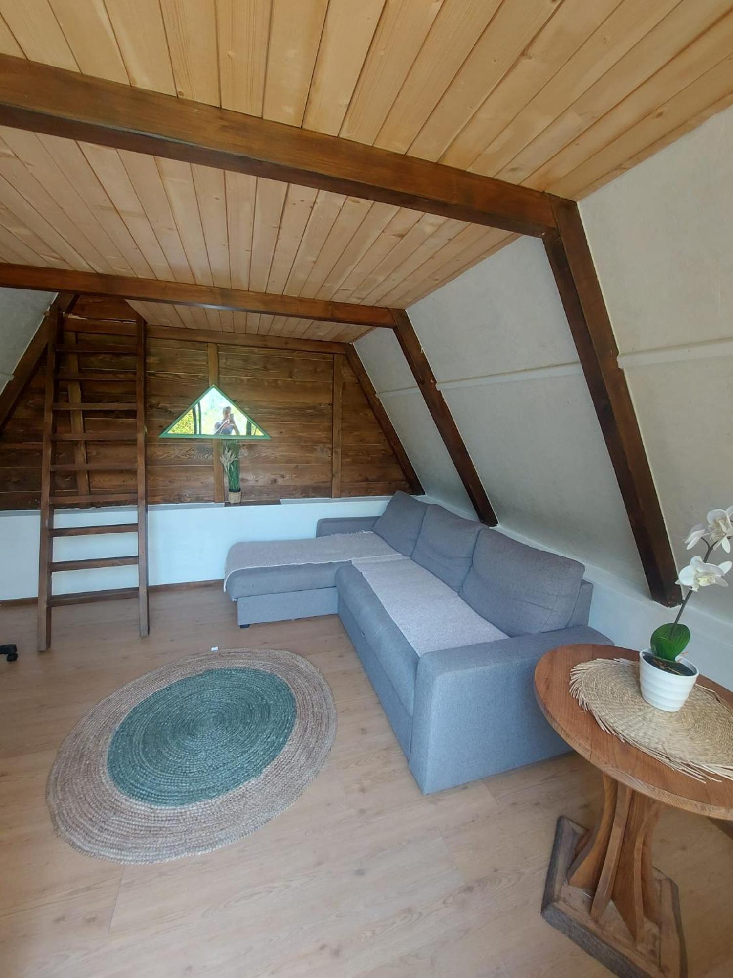 Balabani Local Stay Golubovci Exteriér fotografie